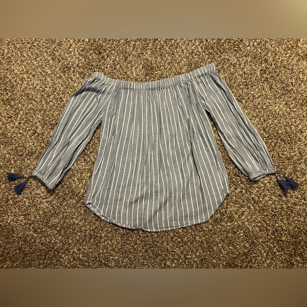 💙Old Navy Off The Shoulder Top Size: small